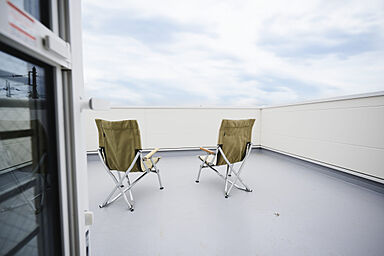 株式会社細田工務店の施工事例「二世帯で暮らす、シンプルでシームレスな家」の画像9