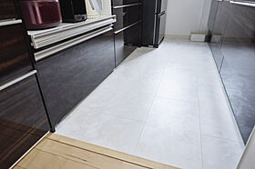 株式会社細田工務店の施工事例「好きなものだけに囲まれた2階リビングの住まい」の画像6