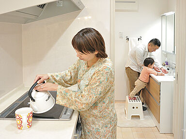 ウィザースホーム 相模原展示場の施工事例「開放感バツグンな2階リビングの家」の画像4