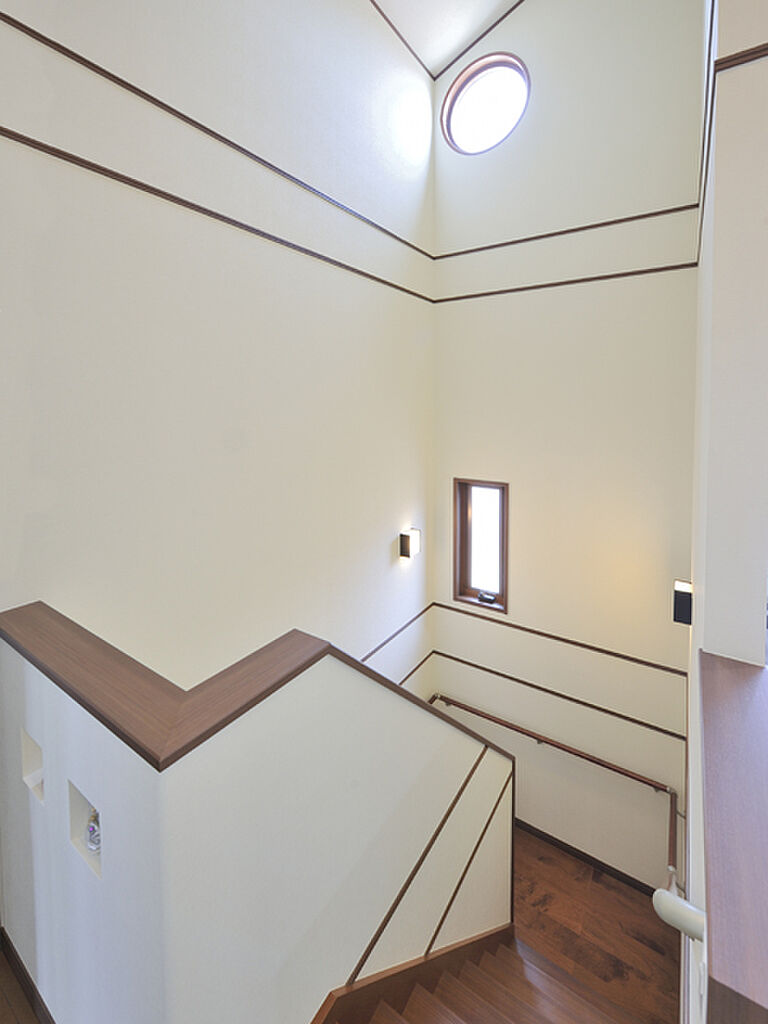 ウィザースホーム 立川展示場の公式画像_階段5