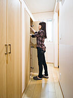 シンプルモダンスタイルの収納 ウィザースホーム 甲府展示場の事例画像