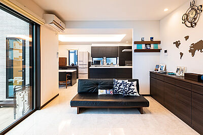 シンプルモダンスタイルのリビング ウィザースホーム 浦和展示場の事例画像