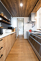 シンプルモダンスタイルのキッチン ウィザースホーム つくば展示場の事例画像