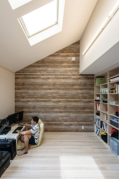 ウィザースホーム 豊洲展示場の施工事例「フレンチモダンの空間に愛犬の部屋も実現。 庭まで見渡せる広々LDKを叶えた家」の画像5