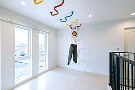 ウィザースホーム 八王子展示場(※要予約)の施工事例「たくさんの居場所をつなぐ大空間。 心地よさも笑顔も、広がっていくわが家です。」の画像6