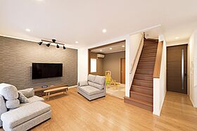 地元密着 創業67年のミヤウチ建設株式会社の施工事例「22帖のLDKでゆったり過ごす家」の画像2