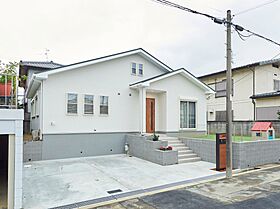 地元密着 創業67年のミヤウチ建設株式会社の施工事例「いつでも家族の顔が見れる「平屋」」のメイン画像