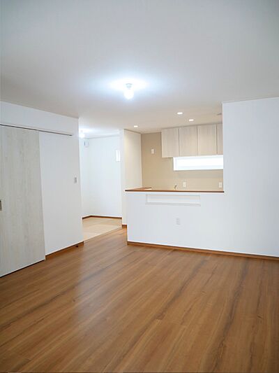 シンプルモダンスタイルのリビング 地元密着 創業67年のミヤウチ建設株式会社の事例画像