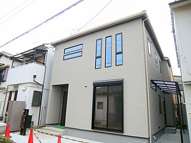 地元密着 創業67年のミヤウチ建設株式会社の施工事例「回遊できる大容量ウォークインクローゼットがあるお家」の画像