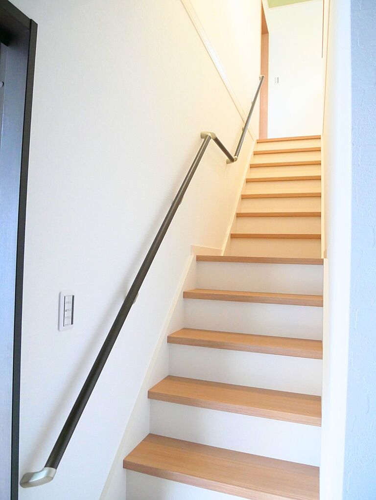 地元密着 創業67年のミヤウチ建設株式会社の公式画像_階段6