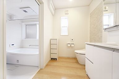 地元密着 創業67年のミヤウチ建設株式会社の施工事例「勾配天井のリビングがある家」の画像4