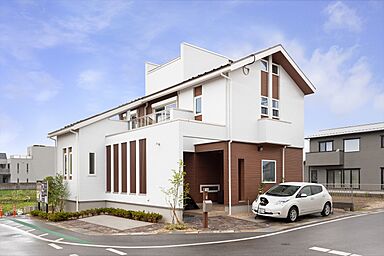 ヤマト住建 住まいのギャラリー姫路店の施工事例「3つのテラスがある家」の画像