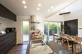 ヤマト住建 立川住宅展示場の施工事例「スマート動線で快適に生活できる家」の画像2