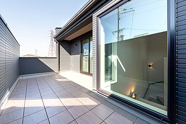 ヤマト住建株式会社の施工事例「動線に配慮したストレスフリーな家」の画像2