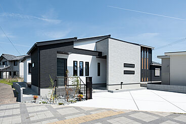 ヤマト住建 住まいのギャラリー高崎店の施工事例「安心と快適性で暮らしが豊かになる平屋の家」の画像