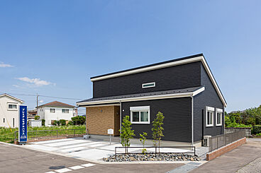 ヤマト住建株式会社の施工事例「開放的な空間で暮らす伸びやかな住まい」の画像