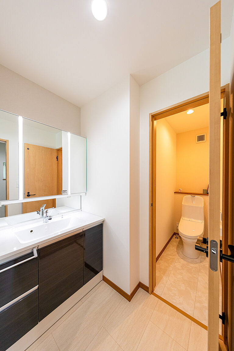 ヤマト住建 住まいのギャラリー西神戸店の公式画像_洗面9