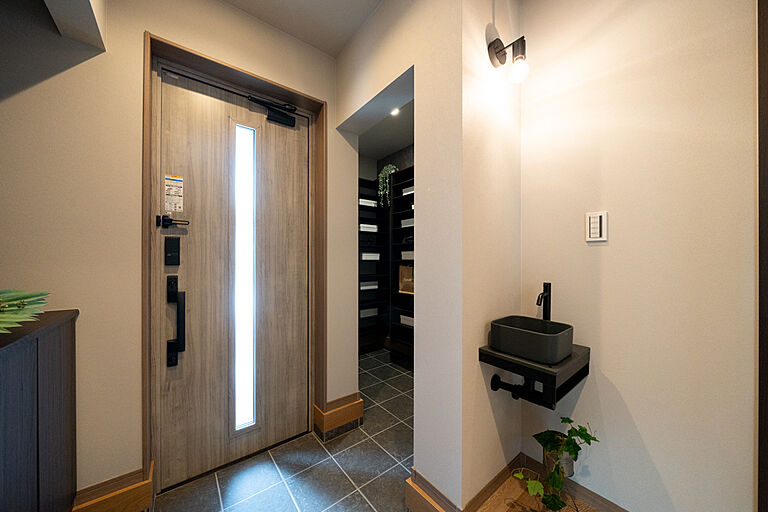 ヤマト住建 住まいのギャラリー西神戸店の公式画像_玄関2