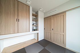 ヤマト住建株式会社の施工事例「陽だまりのリビングで暮らす年中快適な住まい」の画像6