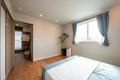 ヤマト住建株式会社の施工事例「陽だまりのリビングで暮らす年中快適な住まい」の画像8