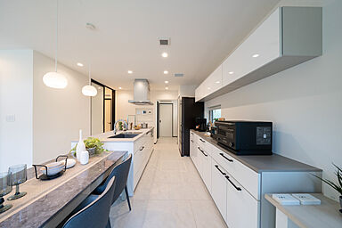 ヤマト住建株式会社の施工事例「ゆるやかに空間が結びつく、寛ぎの住まい」の画像5