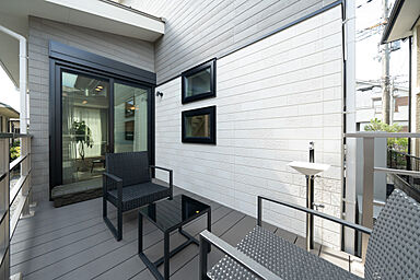 ヤマト住建 住まいのギャラリー神戸鈴蘭台店の施工事例「アウトドア空間と暮らす、朗らかな住まい」の画像9