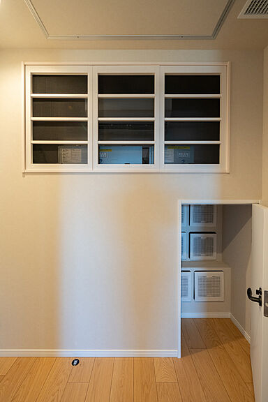 ヤマト住建株式会社の施工事例「和歌山県和歌山市|2階リビングで開放的なインナーガレージがある住まい」の画像3