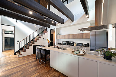 ヤマト住建株式会社の施工事例「滋賀県長浜市|中庭が暮らしを解き放つ。ひとりも、家族時間も心地よい住まい」の画像4