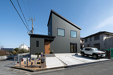 ヤマト住建 住まいのギャラリー姫路店の施工事例「こだわりを詰め込んだ、アメリカンテイストの住まい」の画像