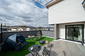 ヤマト住建 住まいのギャラリー神戸鈴蘭台店の施工事例「岡山県岡山市南区|クールな外観と屋上庭園を愉しむ住まい」の画像10