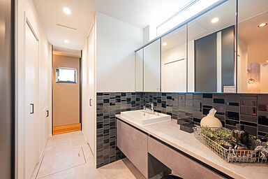 ヤマト住建 住まいのギャラリー町田店の施工事例「神奈川県相模原市|家族の時間を立体的に彩る住まい」の画像4