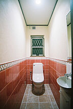 トイレ 逆瀬川はうじんぐ株式会社の事例画像