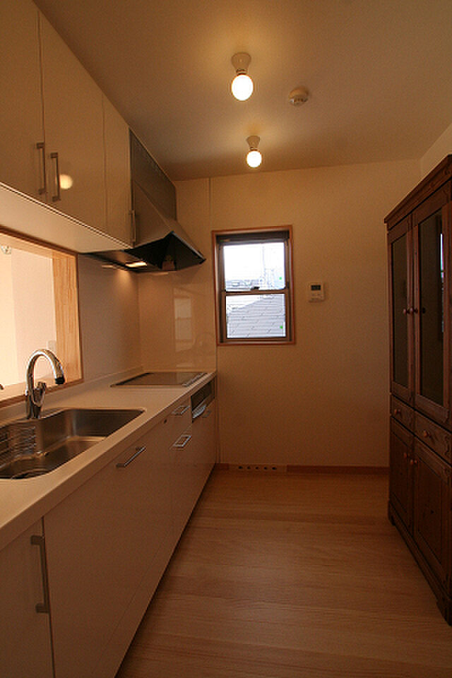 逆瀬川はうじんぐ株式会社の公式画像_キッチン4