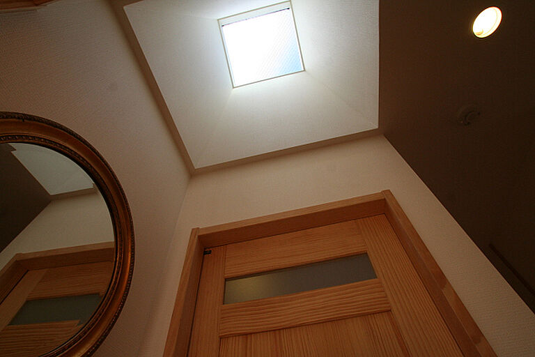 逆瀬川はうじんぐ株式会社の公式画像_階段5