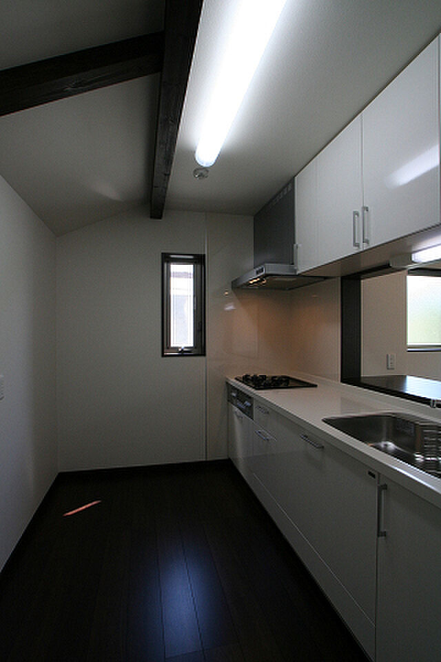 逆瀬川はうじんぐ株式会社の公式画像_キッチン4