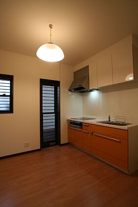 逆瀬川はうじんぐ株式会社の施工事例「碧天の似合う制震の家 末成町M様邸」の画像1