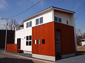 創業53年 有限会社若林建築所の施工事例「アトリエ設計家デザインのR+house」のメイン画像