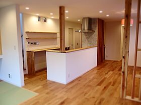 創業53年 有限会社若林建築所の施工事例「アトリエ設計家デザインのR+house」の画像1