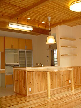 創業53年 有限会社若林建築所の施工事例「本物志向、杉の無垢材を使用した住宅」の画像1