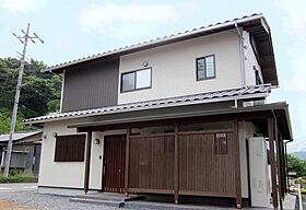 創業53年 有限会社若林建築所の施工事例「檜が香る和風モダンの家」のメイン画像