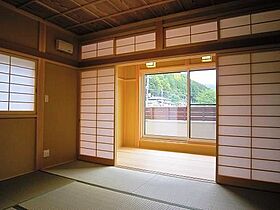 創業53年 有限会社若林建築所の施工事例「檜が香る和風モダンの家」の画像2