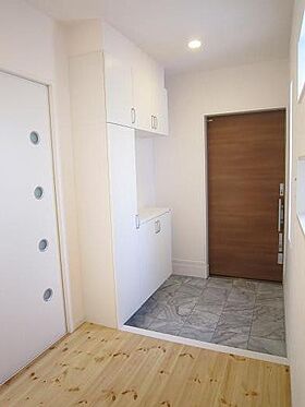 創業53年 有限会社若林建築所の施工事例「グリーンウッドの家」の画像6