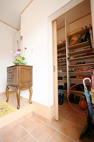 ワールドハウスの施工事例「”ゆとり”で実現した快適空間のお家」の画像5