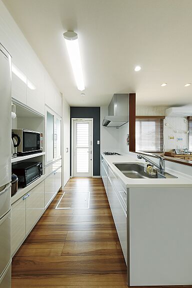 ワールドハウスの施工事例「テーマは『カリフォルニア・スタイル』」の画像2