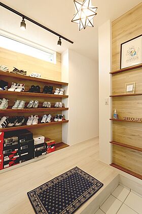 ワールドハウスの施工事例「くつろぎ感満載のカラーコーディネートに暮らす」の画像3