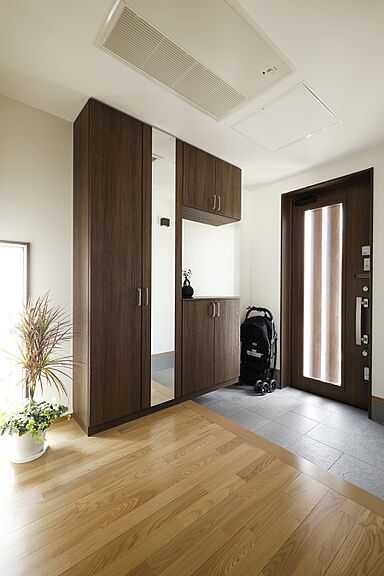 アエラホーム 三陸店宮古営業所の施工事例「全館空調&太陽光発電で人もペットも快適に過ごせる家<33.7坪/間取り図あり>」の画像4