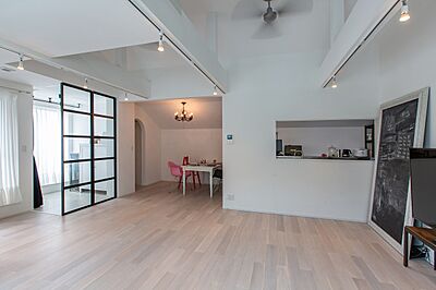 シンプルモダンスタイルのリビング アエラホーム 三陸店宮古営業所の事例画像