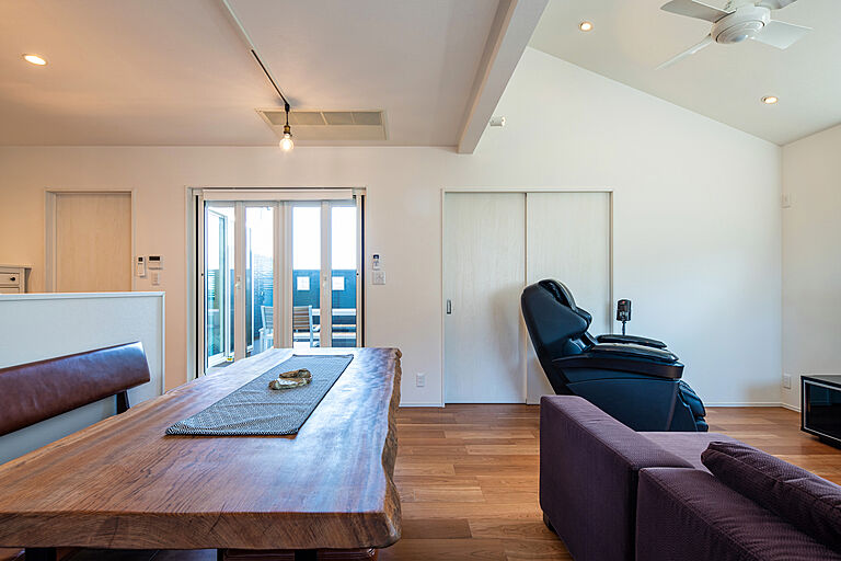 アエラホーム株式会社の公式画像_リビング6