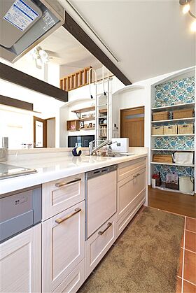 株式会社 ユーロプランニングの施工事例「自然素材に包まれて心地良い南欧風の家」の画像3