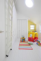 シンプルモダンスタイルの洋室 株式会社 ユーロプランニングの事例画像